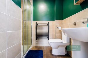 Photo 21- click for photo gallery